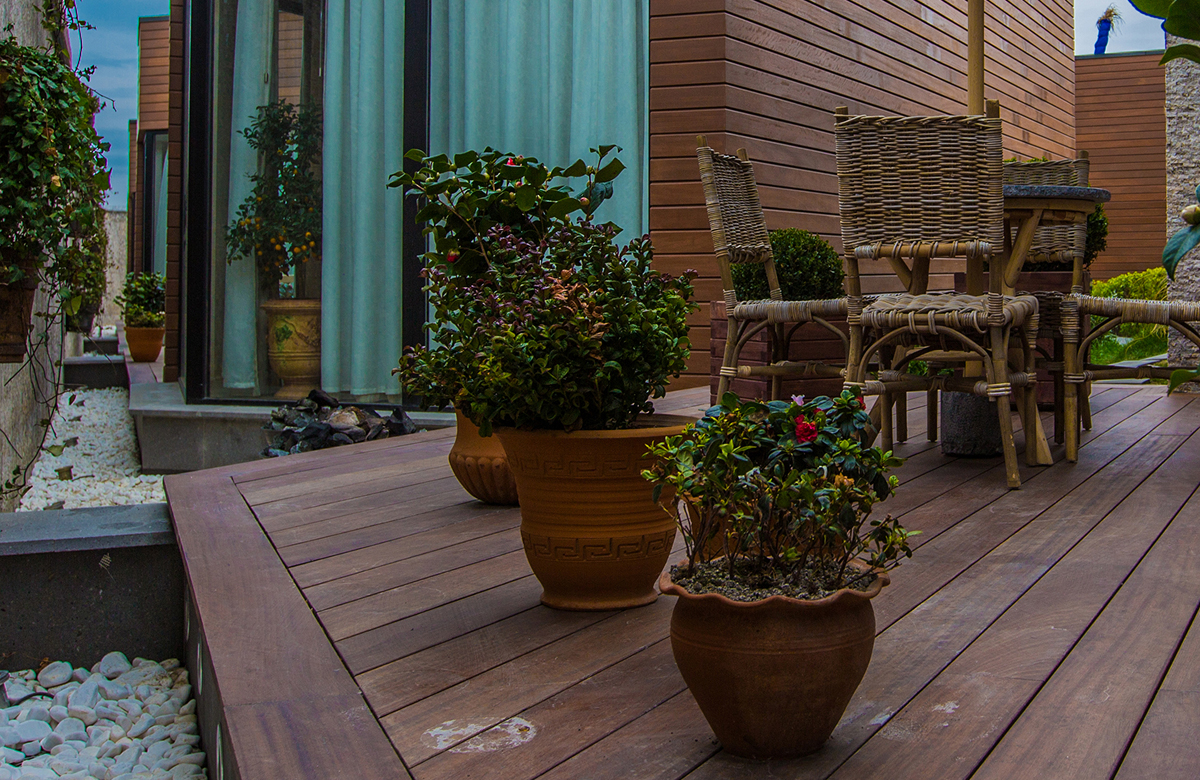 Composite decking