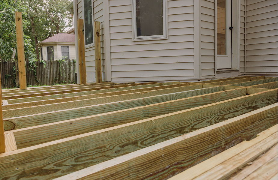laying deck boards